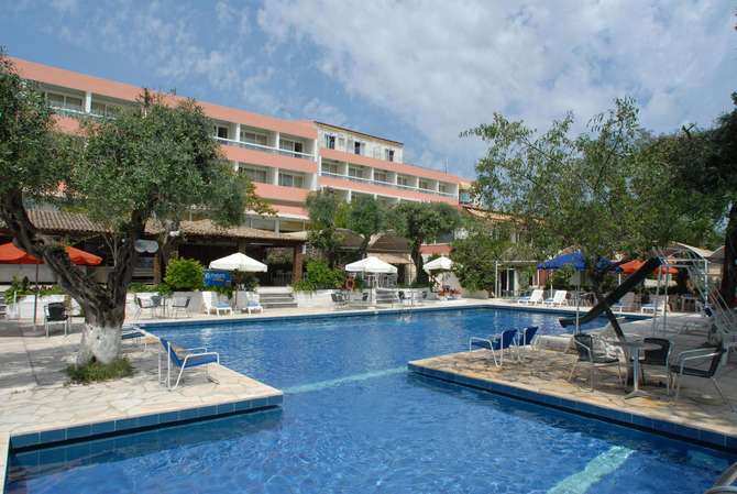 Alexandros Hotel-mei 2025