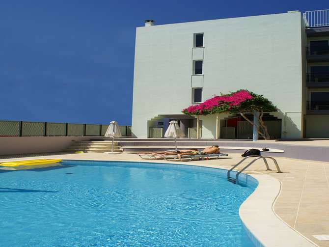 Alia Club Beach-mei 2025