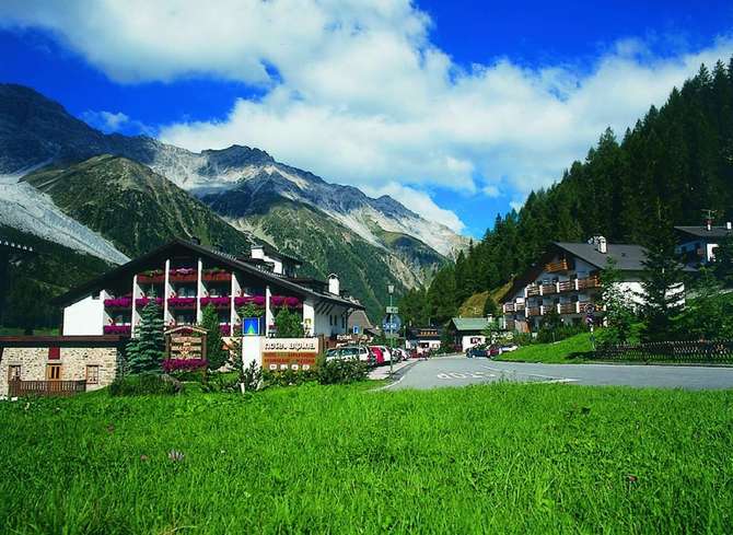 Alpina Mountain Resort-mei 2025