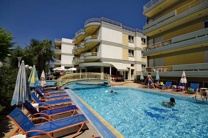 Angela Aparthotel-mei 2025