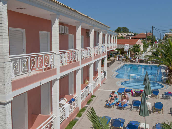 Angelina Hotel-mei 2025