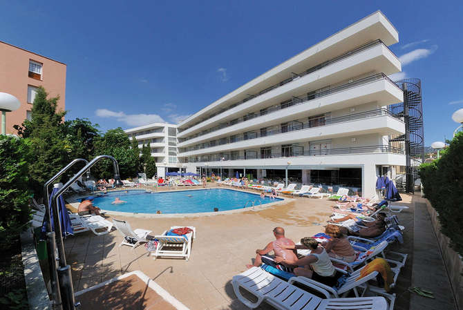 Aparthotel Esmeraldas-mei 2025