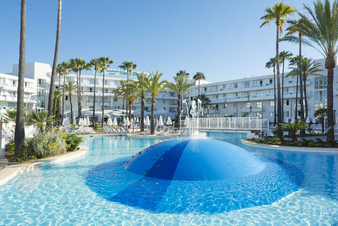Aparthotel Protur Vista Badia-mei 2025