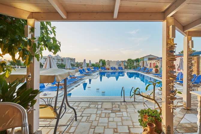 Appartementen Golden Bay-mei 2025