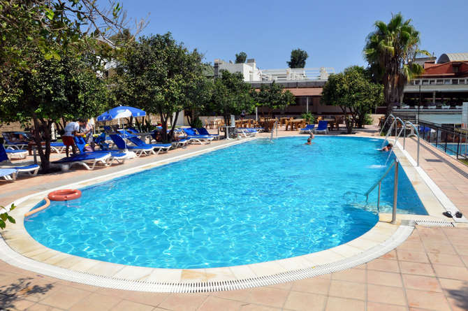 Armas Gul Beach Hotel-mei 2025
