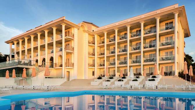 Avalon Hotel-mei 2025
