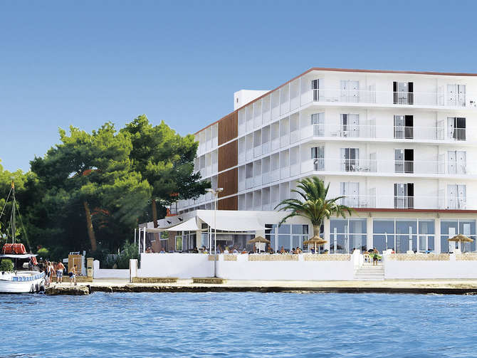 Azuline Hotel Mar Amantis I Ii-mei 2025