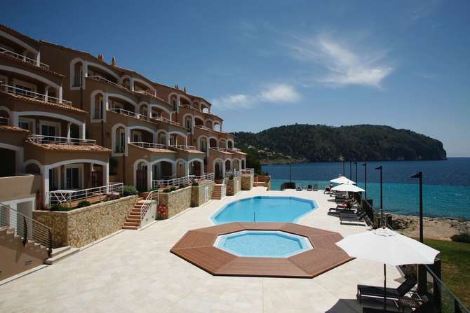 Bahia Camp De Mar Suites-mei 2025
