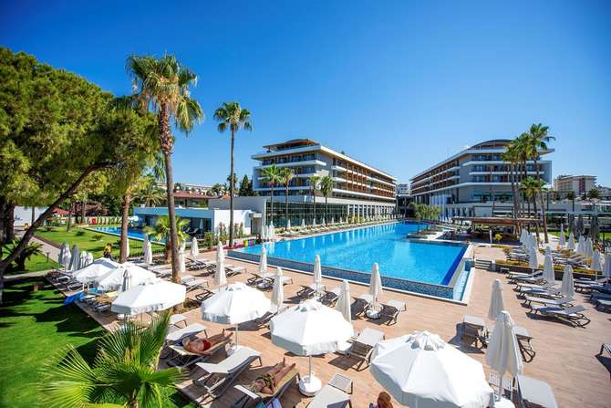 Barut Acanthus Cennet-mei 2025
