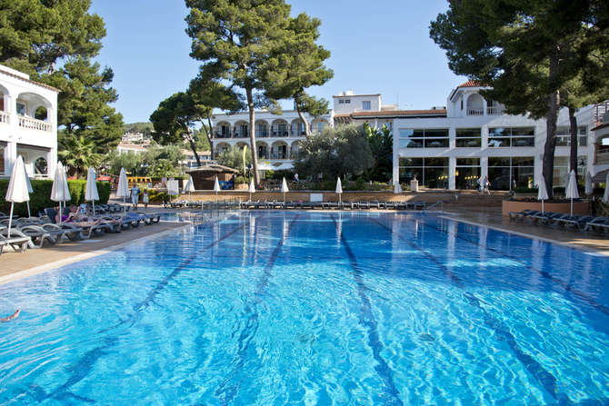Beach Club Font De Sa Cala-mei 2025