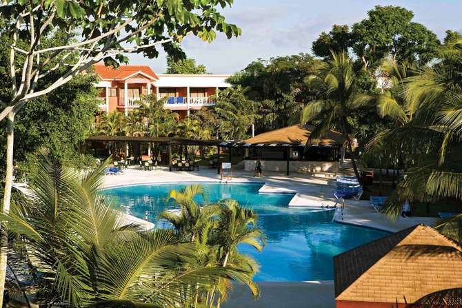 Bellevue Dominican Bay-mei 2025