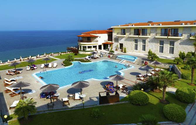 Blue Bay Hotel-juni 2025