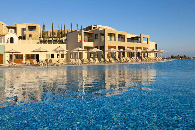 Blue Lagoon Village-mei 2025