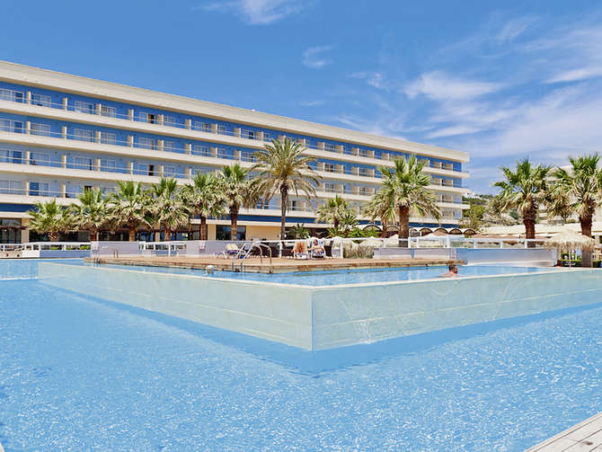 Blue Sea Beach Resort-mei 2025