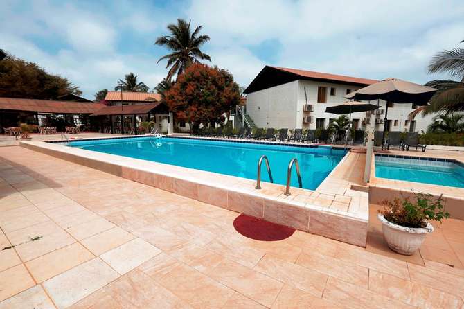 Bungalow Beach Hotel-mei 2025