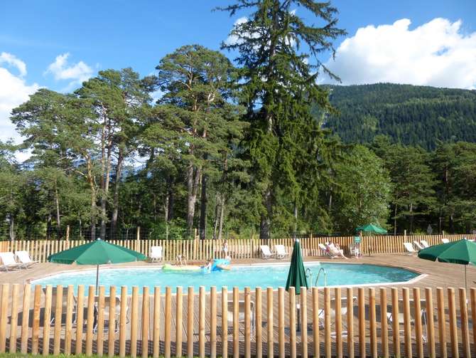 Camping Huttopia Bourg St Maurice-april 2024