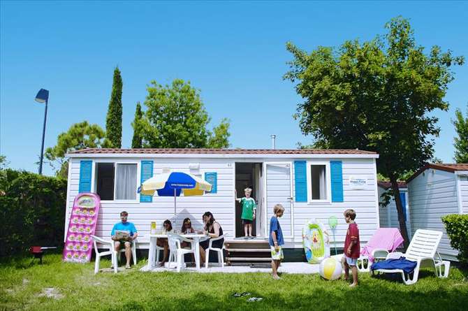 Camping Le Village Parisien-mei 2025