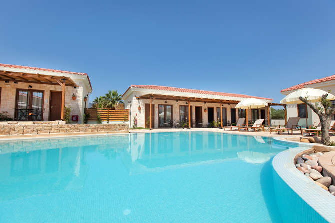 Casa Afytos-mei 2025