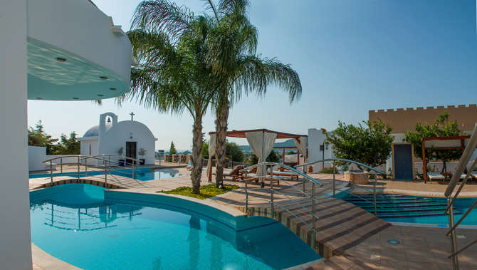 Castello Di Cavalieri Suites-mei 2025