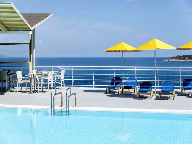 Coral Hotel-mei 2025