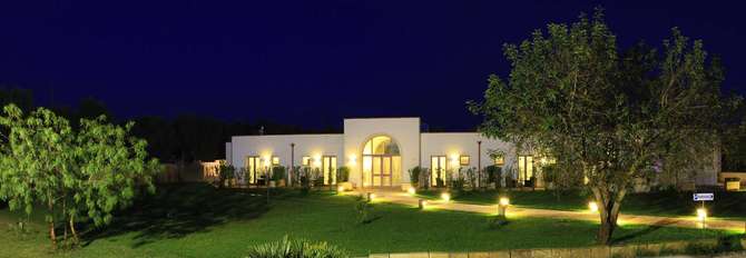 Corte Dei Melograni Resort-mei 2025