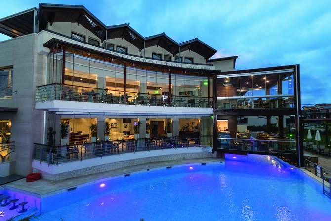 Cosmopolitan Hotel Spa-mei 2025