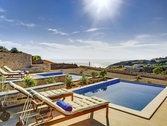 Desiterra Luxury Suites-mei 2025