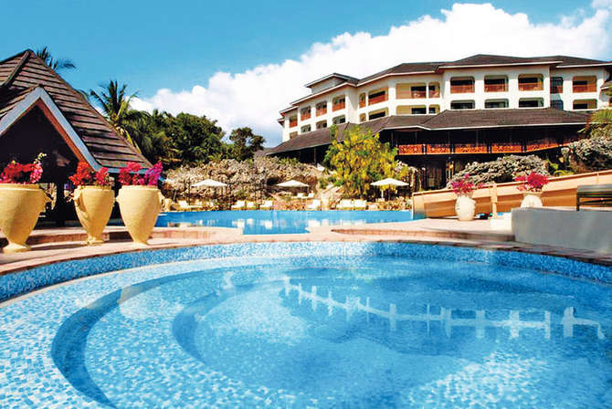 Diani Reef Beach Resort Spa-mei 2025