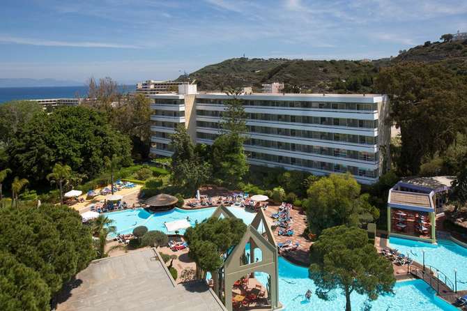 Dionysos Hotel-mei 2025