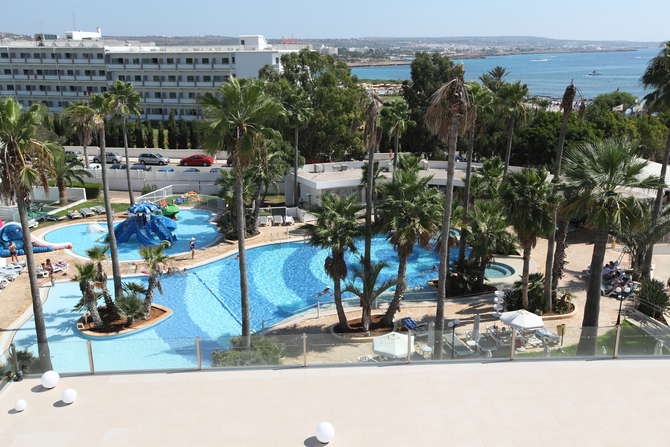 Dome Beach Hotel Resort-mei 2025