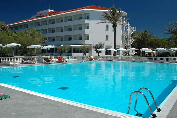 Domizia Palace Hotel-mei 2025