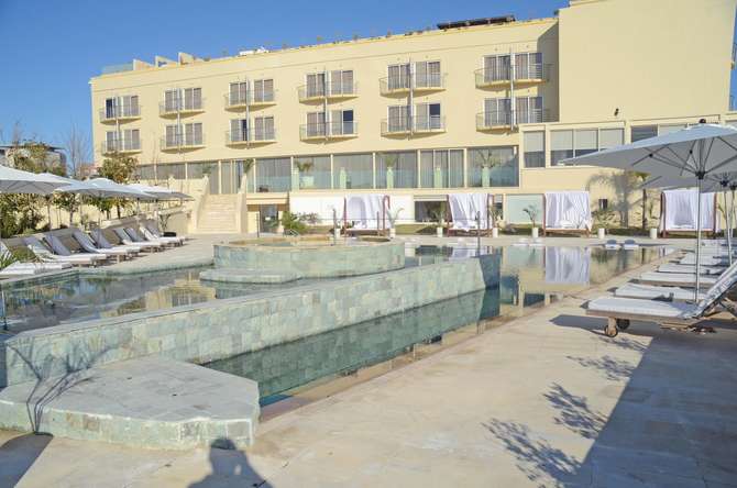 E Hotel Spa Resort-mei 2025
