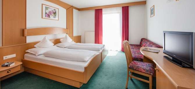 Familienhotel Alpenhof-mei 2025