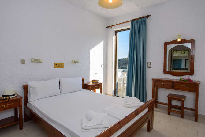 Fevro Hotel-mei 2025