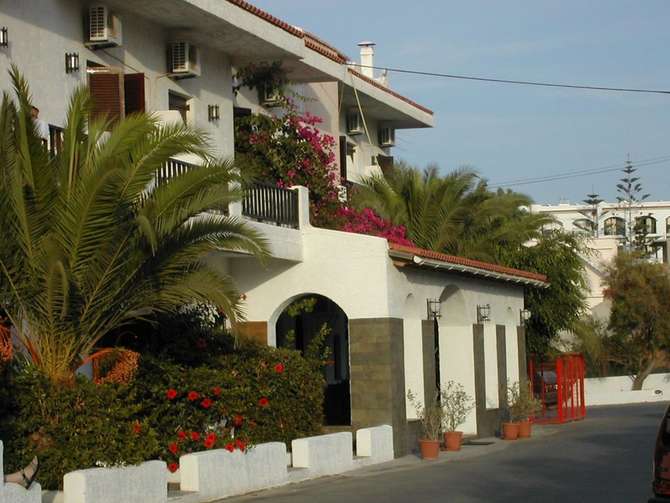 Galini Hotel-mei 2025