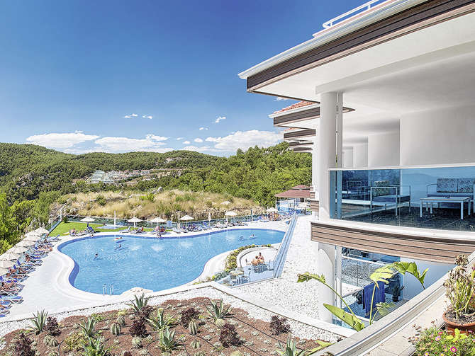 Garcia Resort Spa-april 2024