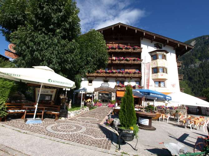 Gasthof Hotel Tyrol-april 2024