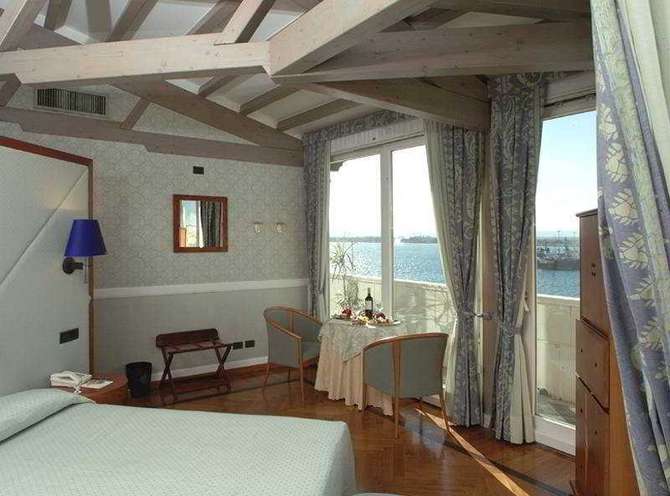 Grand Hotel Ortigia-mei 2025