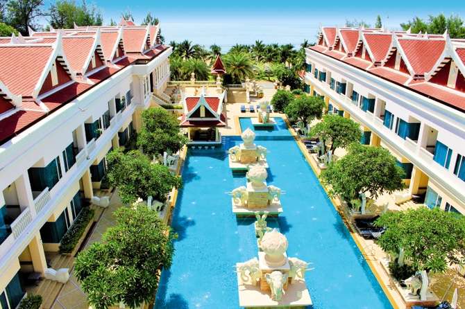 Grand Pacific Sovereign Resort Spa-mei 2025