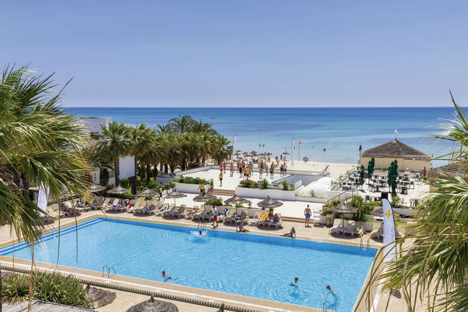 Hammamet Beach-april 2024