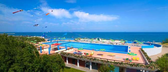 Happy Camp Camping Village Rosapineta-mei 2025
