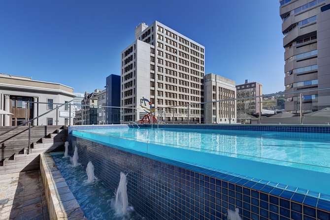Holiday Inn Cape Town-april 2024