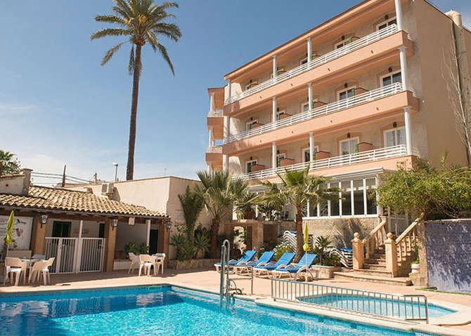 Hostal Neptuno-mei 2025