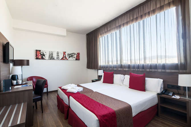 Hotel 4 Barcelona-mei 2025