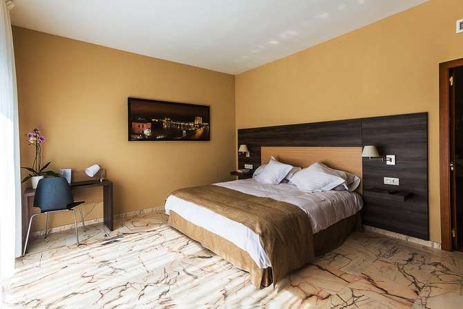 Hotel Abetos Del Maestre Escuela-mei 2025