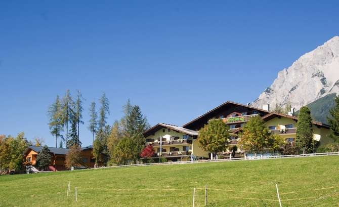 Hotel Almfrieden-mei 2025