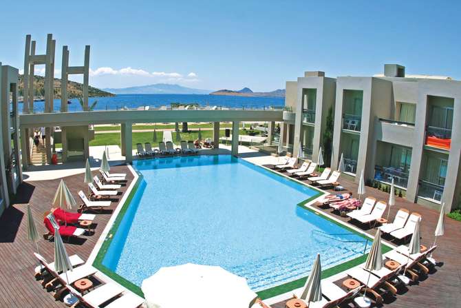 Hotel Ambrosia-juni 2025