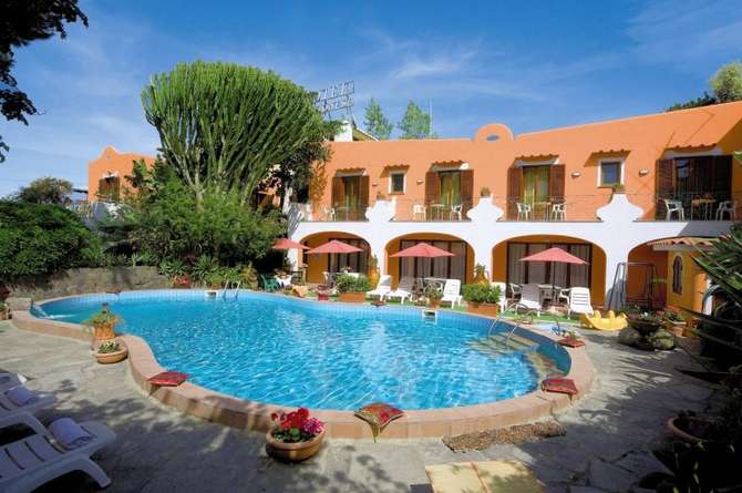 Hotel Aragonese-mei 2025