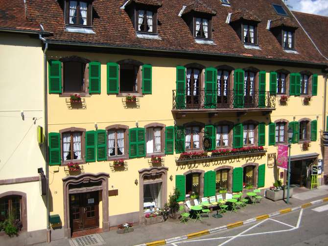 Hotel Aux Trois Roses-mei 2025