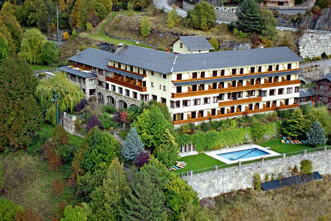 Hotel Babot-mei 2025